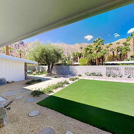 Mid Century Alexander Stunner In Vista Las Palmas Permit# 3800 Vila Palm Springs Exterior foto