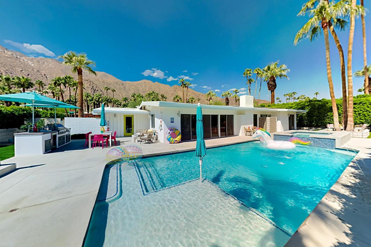 Mid Century Alexander Stunner In Vista Las Palmas Permit# 3800 Vila Palm Springs Exterior foto